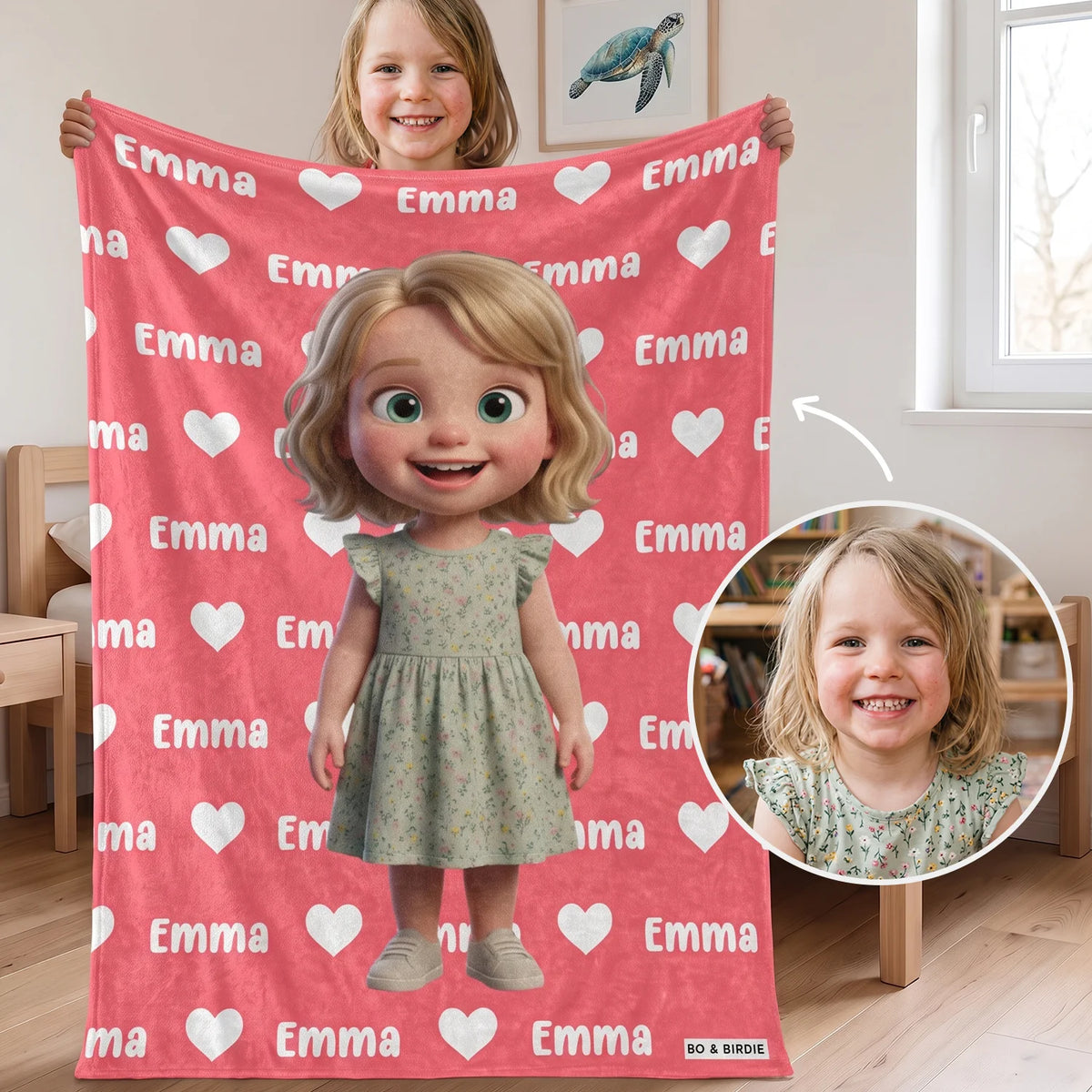 Personalisierte Decke „Cartoon Figur“ mit Foto und Name: Mädchen als Cartoon-Figur auf roter Kinderdecke mit Namen Emma und Herzen, Bo & Birdie