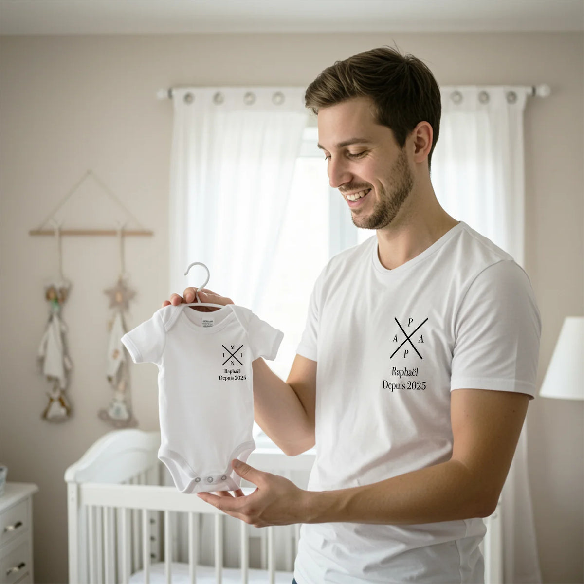 Duo assorti personnalisé Papa & Bébé « Papa - Mini » — Vue 3 market_france